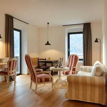 Aparthotel Historic Bircher Near Sterzing Campo di Trens