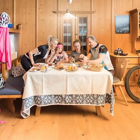 Historic Bircher Near Sterzing Aparthotel 3*